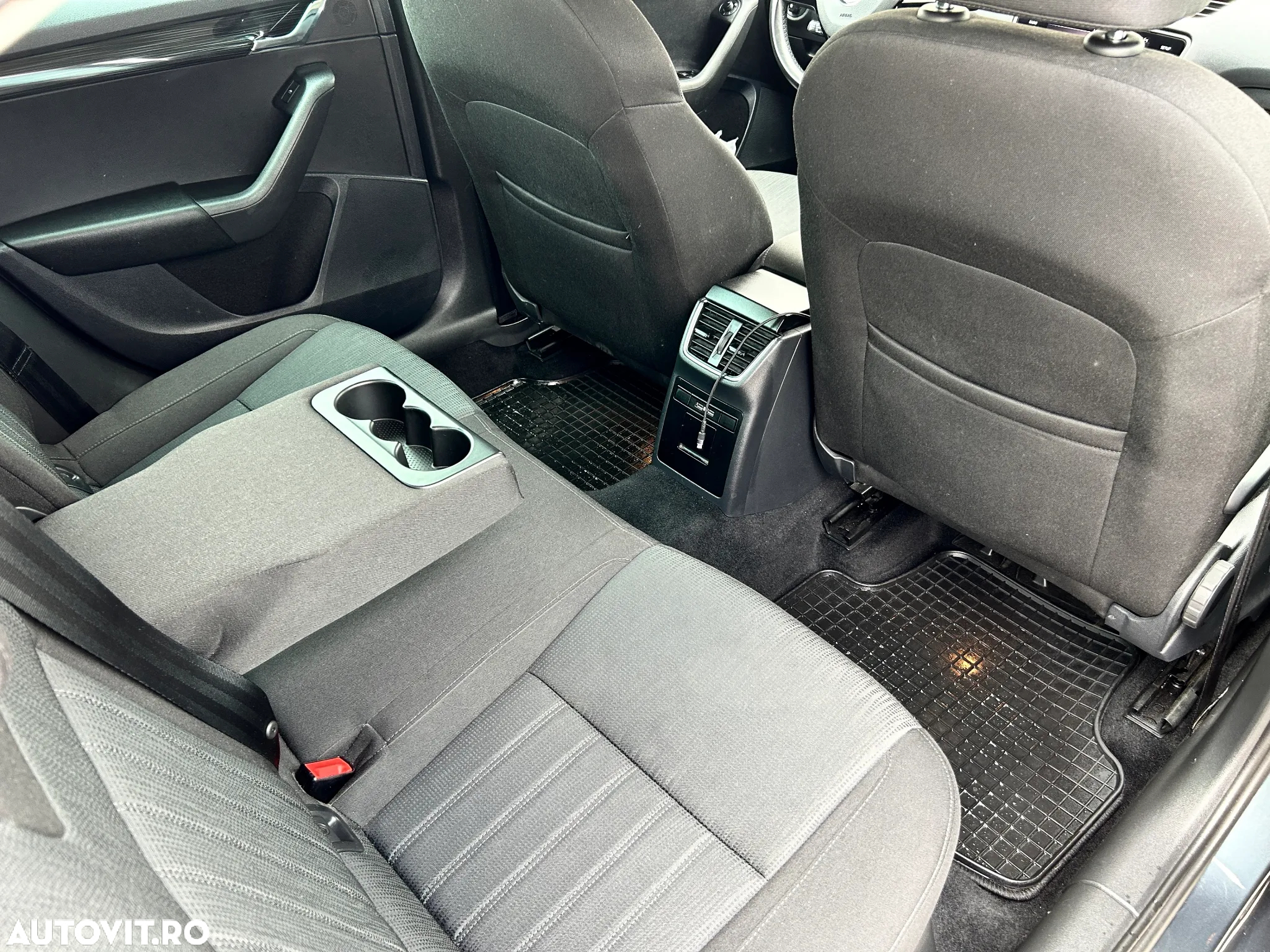 Skoda Octavia 2.0 TSI DSG Ambition - 10
