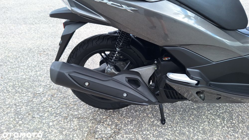 Honda PCX - 17
