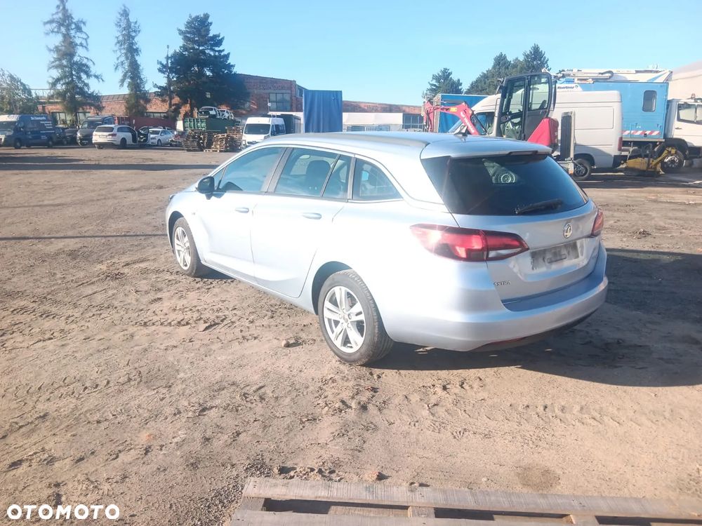 Opel Astra - 6