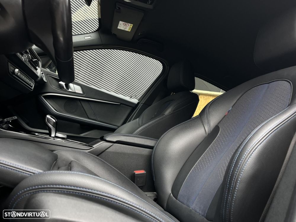 BMW 116 d Pack Desportivo M Auto - 8