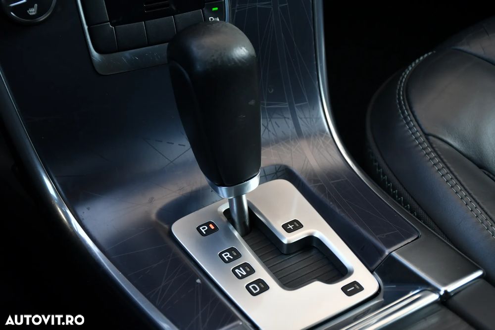 Volvo XC 60 D3 Aut. Ocean Race - 10