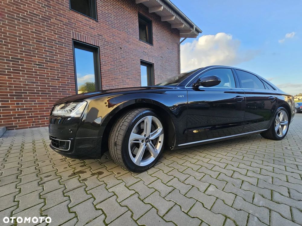 Audi A8 2016 photo 4