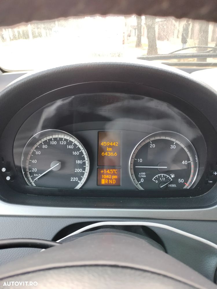 Mercedes-Benz Viano - 14
