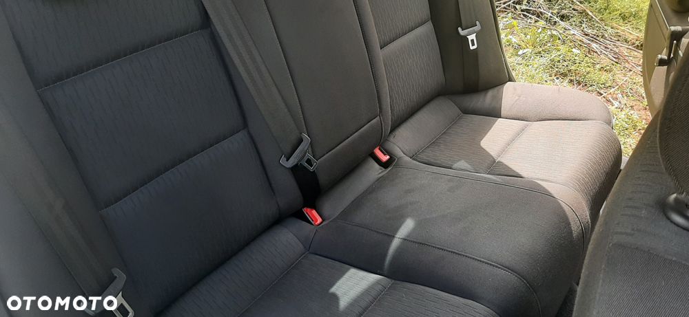 Audi A4 Limousine - 15