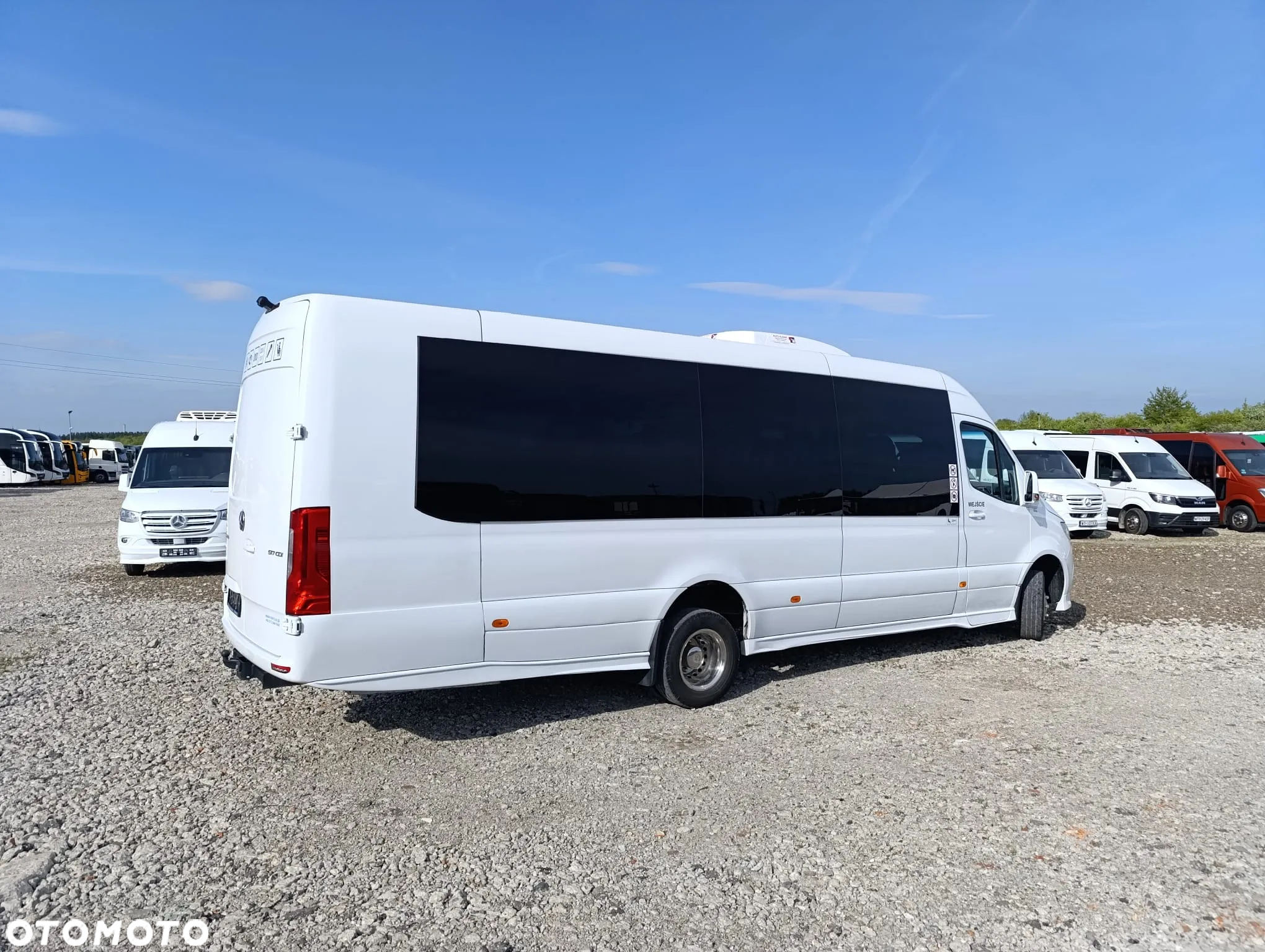 Mercedes-Benz Sprinter 517 - 4