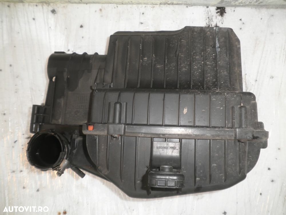 Carcasa filtru aer Citroen C3, Peugeot 2008, 208, 1.2 Benzina 9670851880 - 2