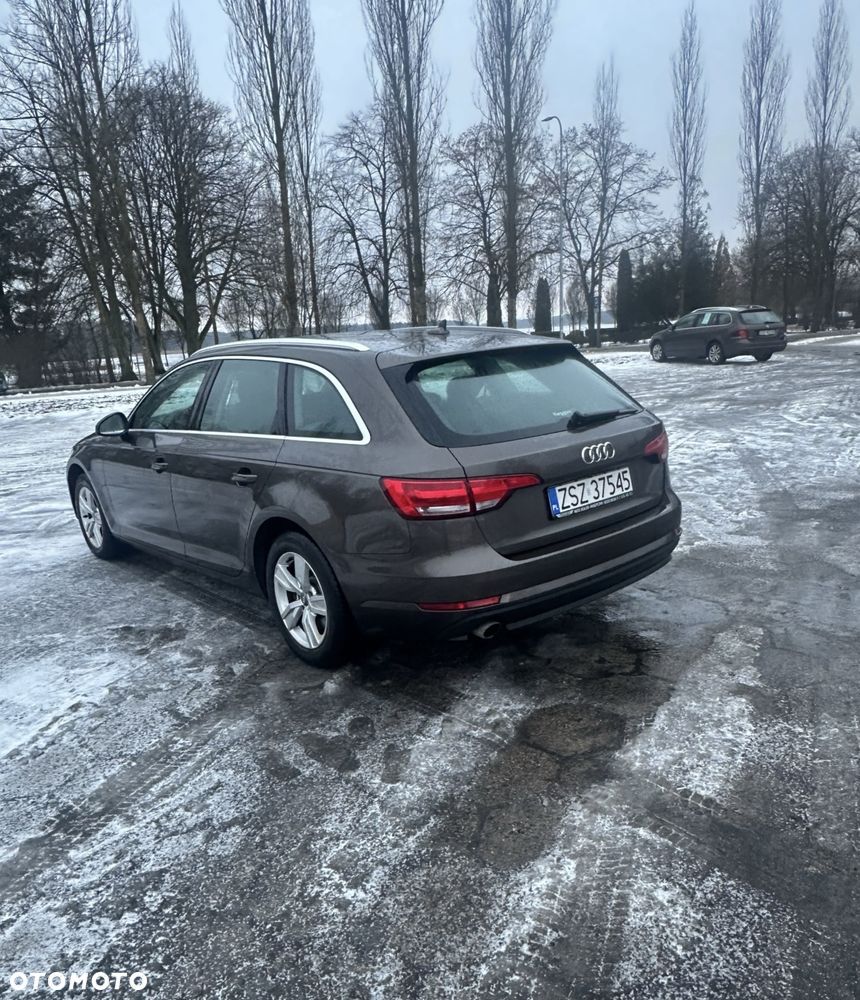 Audi A4 Avant - 4