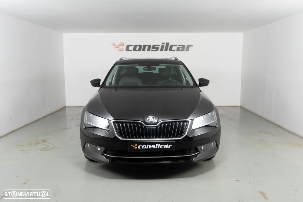 Skoda Superb Break 2.0 TDI Style DSG - 3