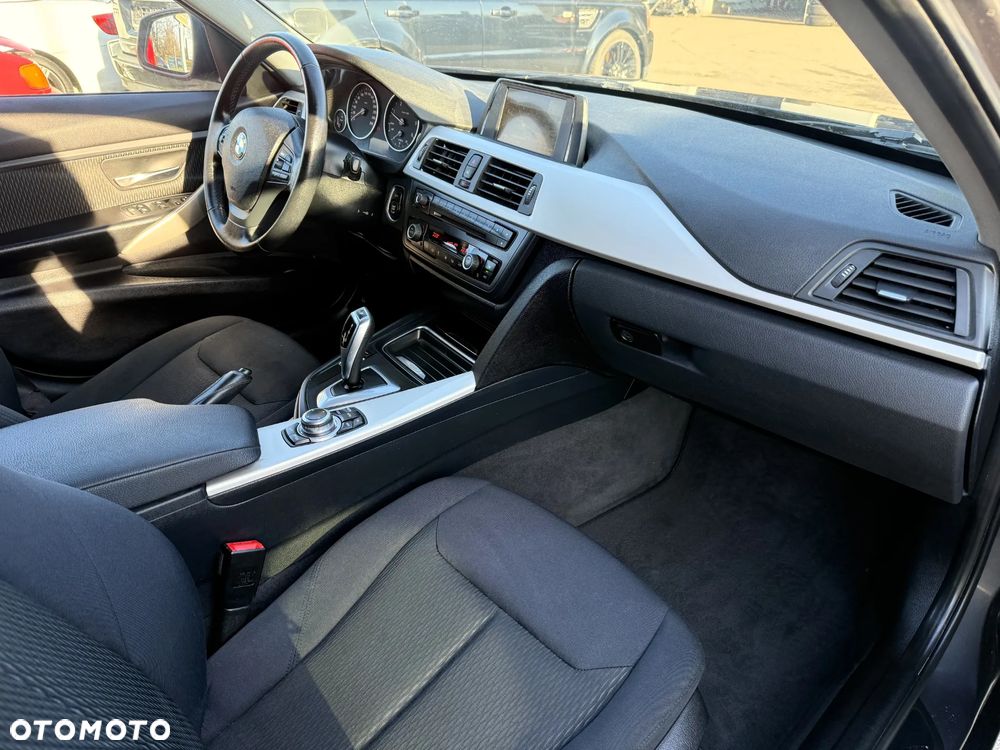 BMW Seria 3 318d - 7