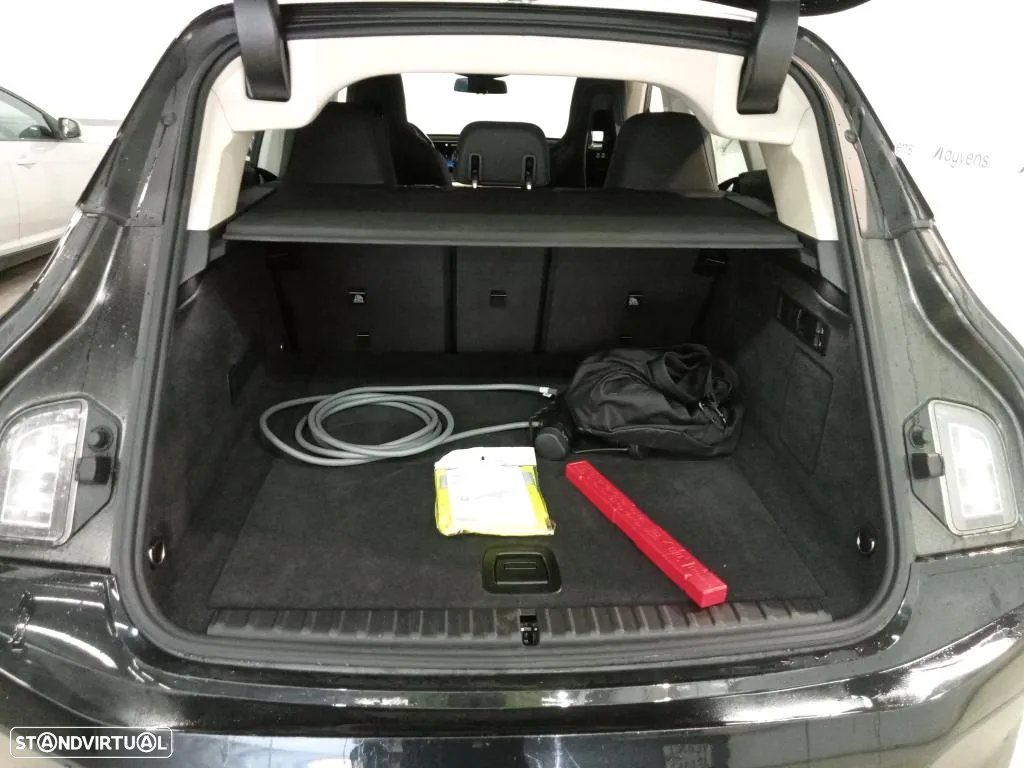 BMW iX xDrive 40 - 14