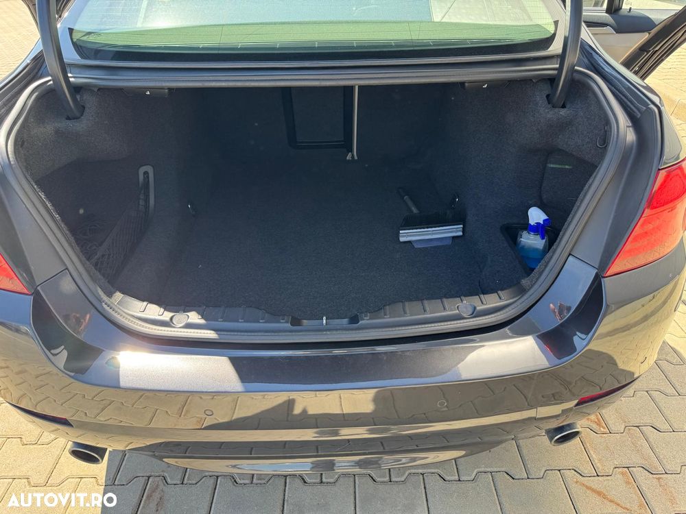 BMW Seria 5 535d xDrive - 20