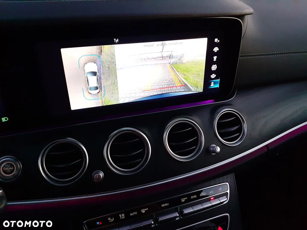 Mercedes-Benz Klasa E 220 d 4-Matic AMG - 34