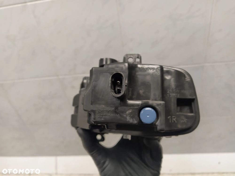 RANGE ROVER EVOQUE L538 HALOGEN PRZECIWMGIELNY LEWY PRAWY CZARNY ŚRODEK - 15