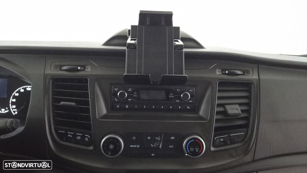 Ford Transit - 13