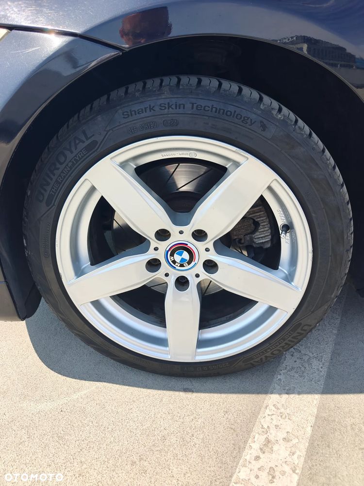 BMW Seria 3 325xi - 4