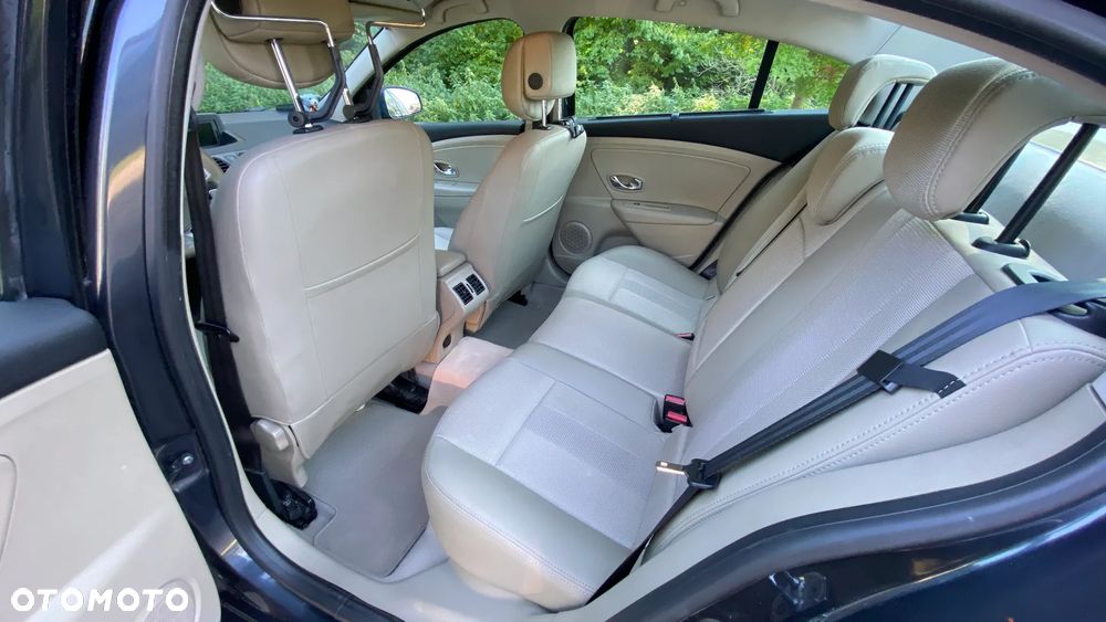 Renault Fluence - 18