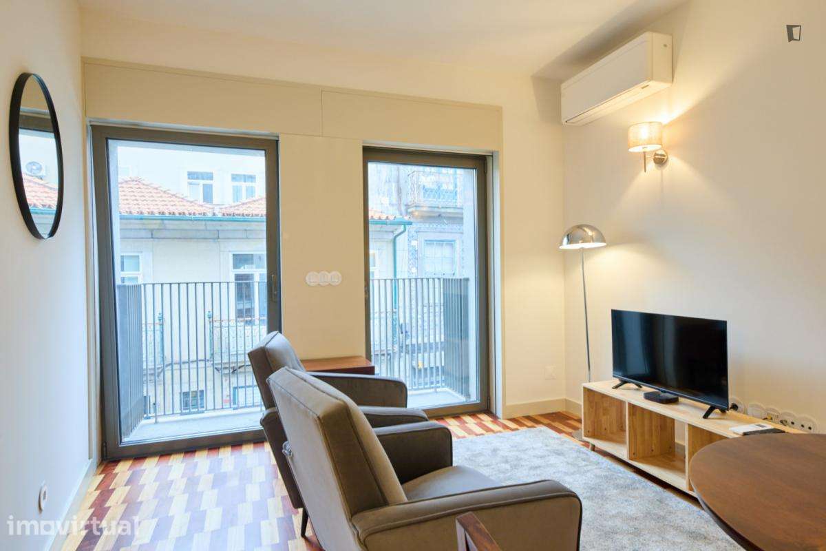 Apartamento com 1 quartos - localizado em Santo Ildefonso Porto - Grande imagem: 4/23