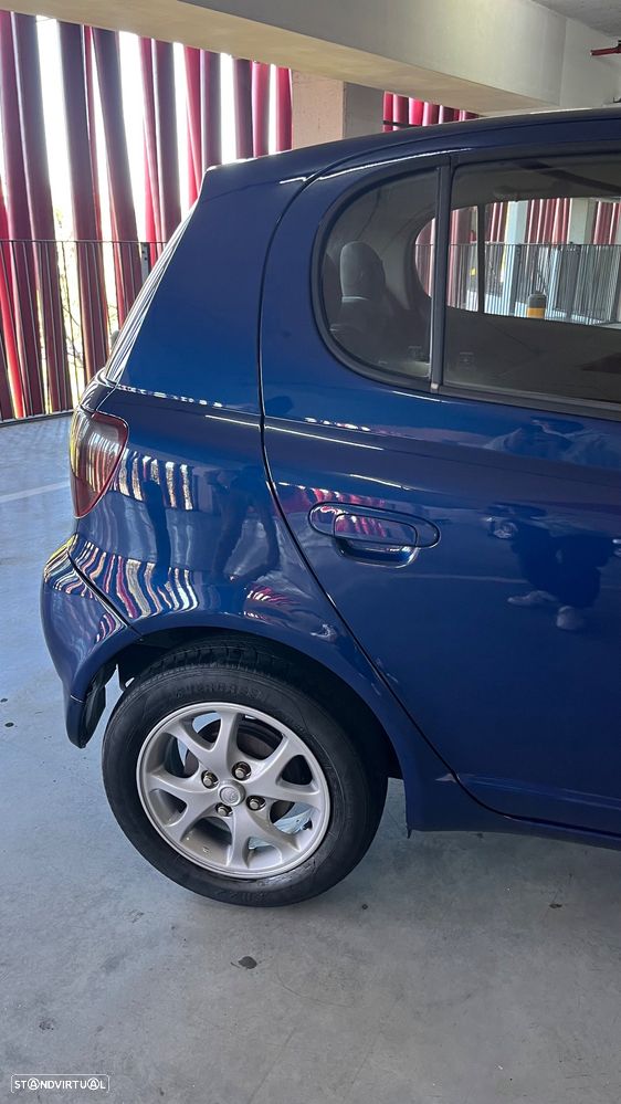 Toyota Yaris 1.4 D-4D Sol ABS+CD+AC - 12
