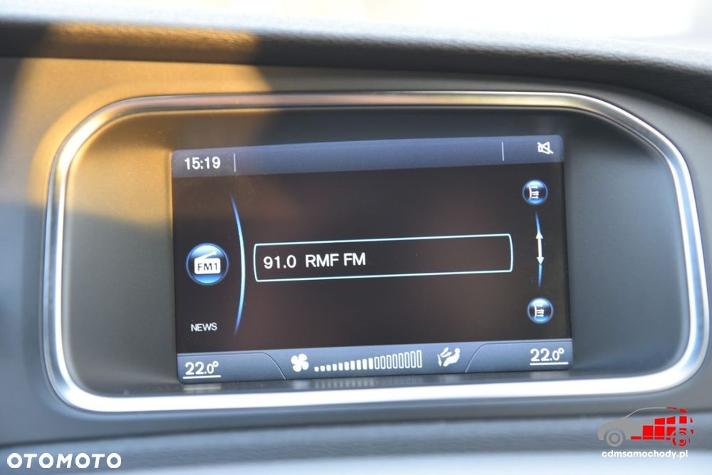 Volvo V40 - 24