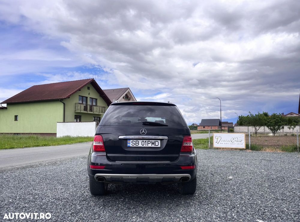 Mercedes-Benz ML - 10