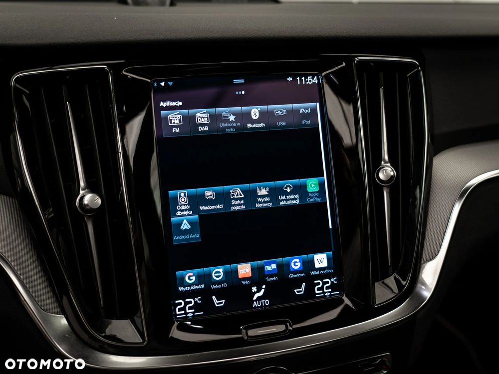 Volvo V60 T8 AWD Recharge Geartronic RDesign - 25