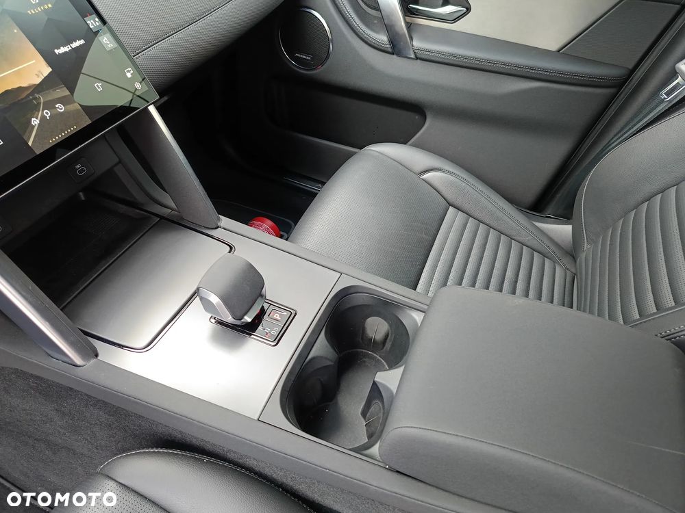 Land Rover Discovery Sport 2.0 D240 R-Dynamic SE - 28