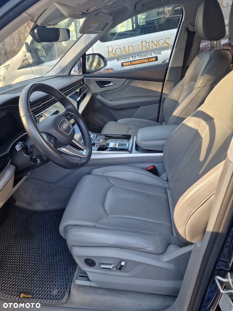 Audi Q7 - 17