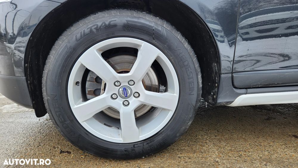 Volvo XC 60 D4 RDesign - 35