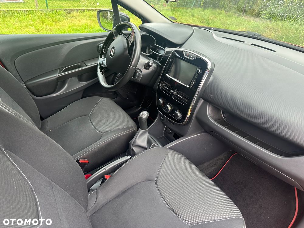Renault Clio 1.2 16V 75 LIMITED - 17