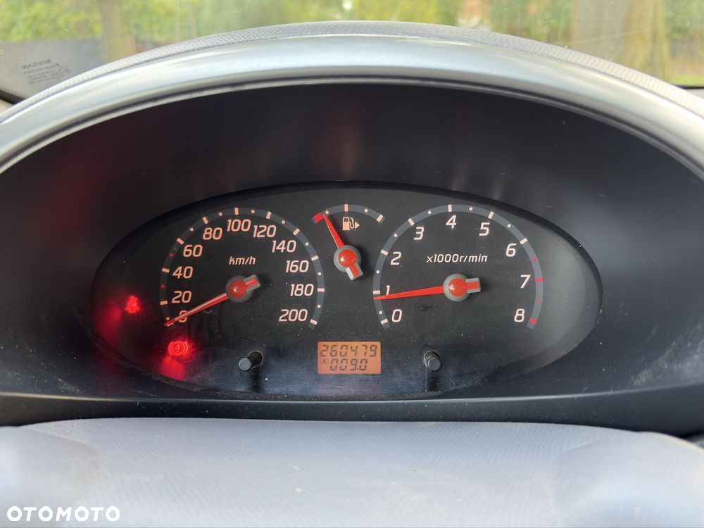 Nissan Micra - 6