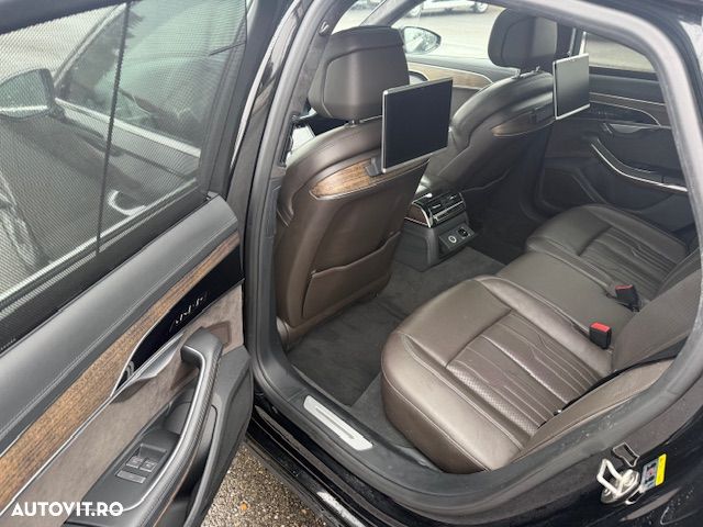 Audi A8 55 TFSI quattro Tiptronic - 15
