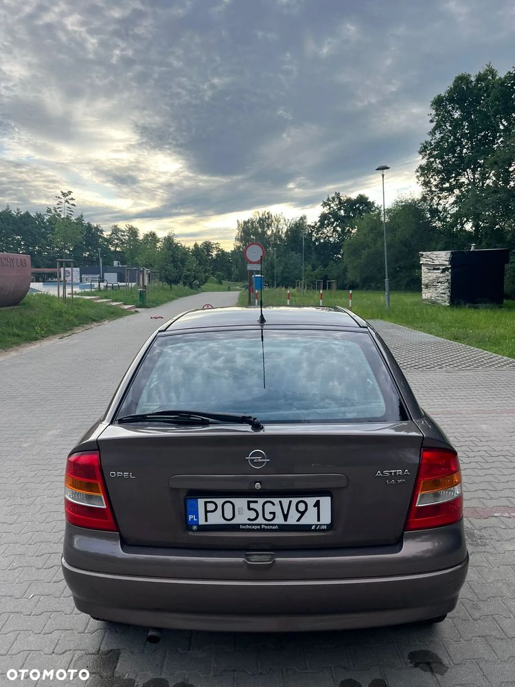 Opel Astra - 20