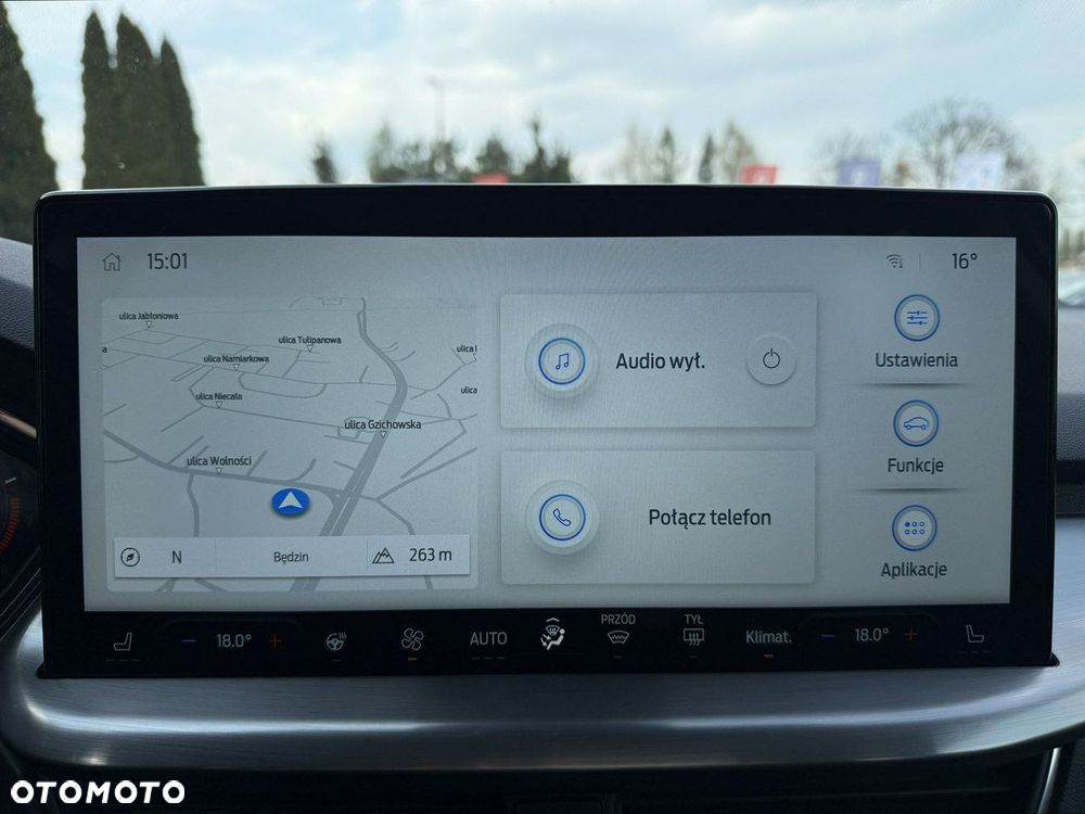 Ford Focus 1.0 EcoBoost Titanium X - 24