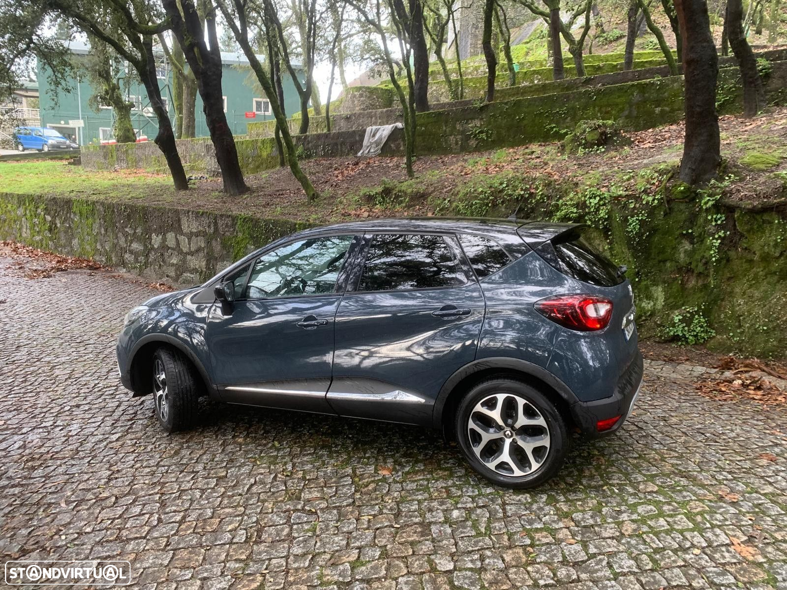 Renault Captur 1.5 dCi Exclusive EDC - 4