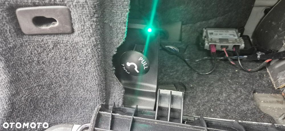 Audi A6 Avant 2.0 TDI Ultra DPF S tronic - 12