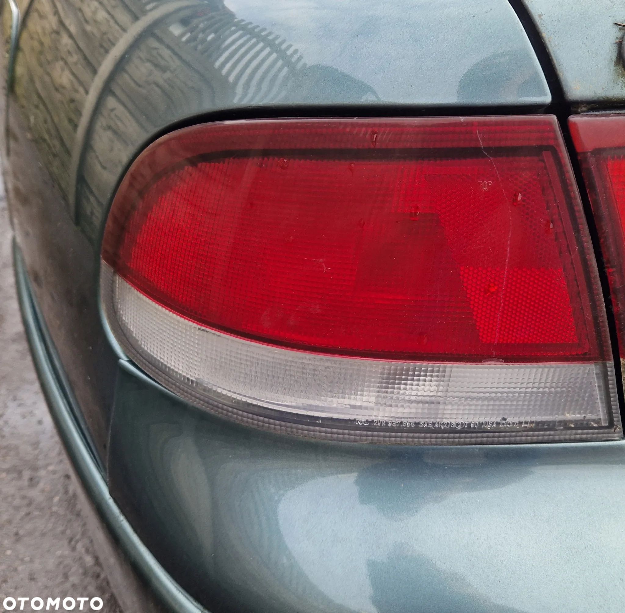 MAZDA 626 GE 92-96 SEDAN LAMPA TYŁ LEWA - 1