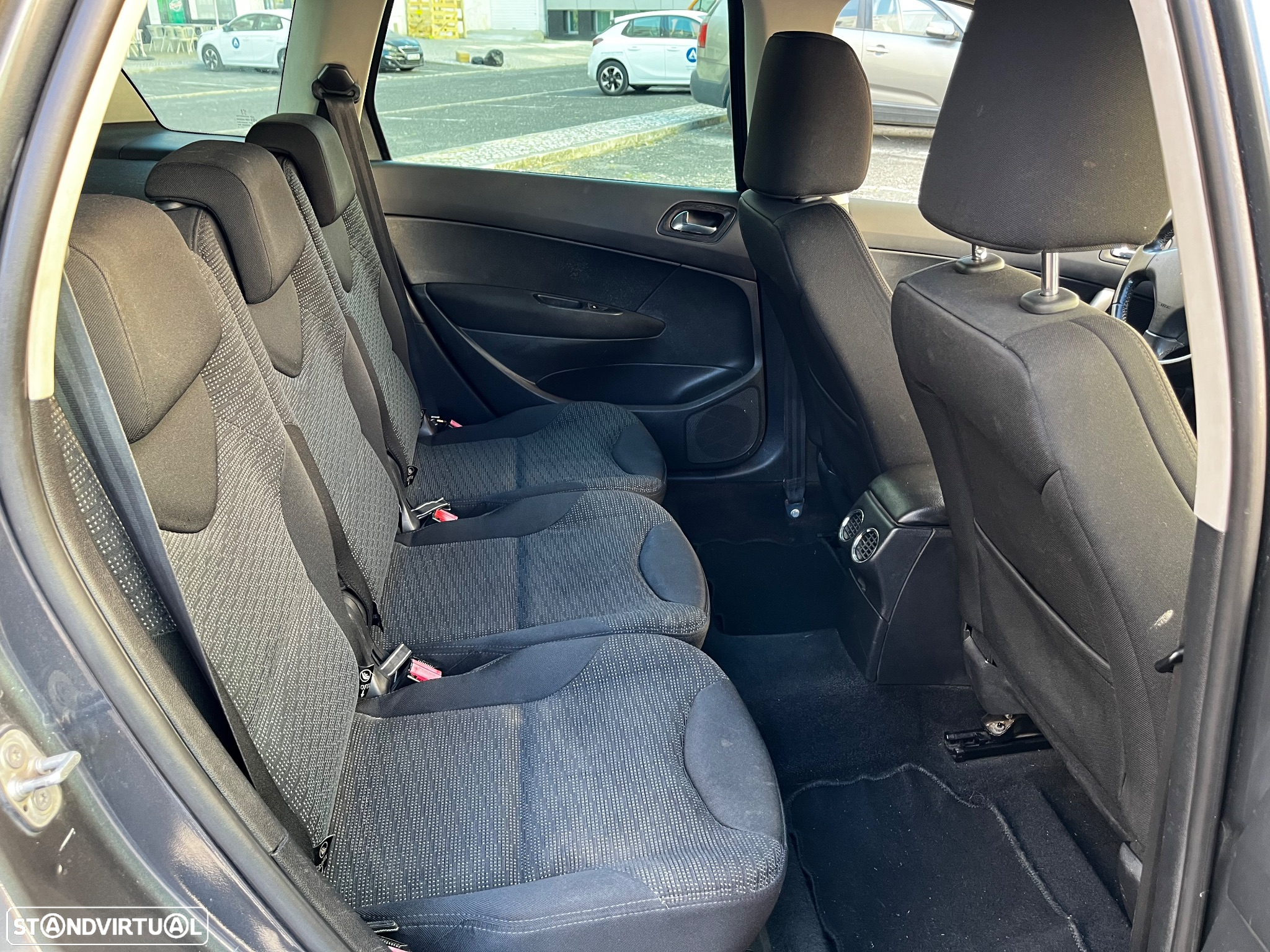 Peugeot 308 SW 1.6 HDi Executive CVM6 - 19