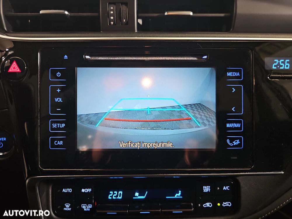 Toyota Auris - 21