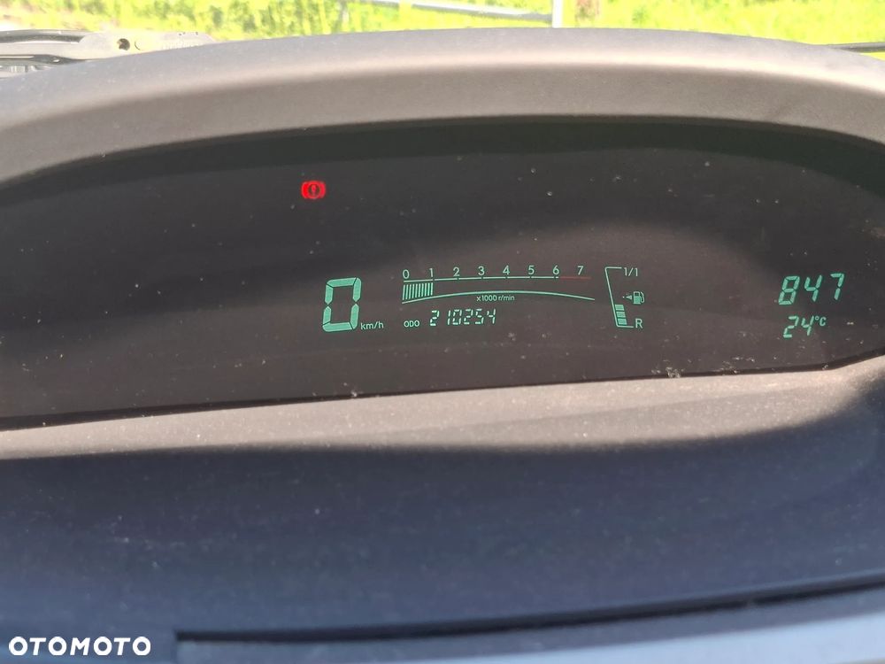 Toyota Yaris - 6