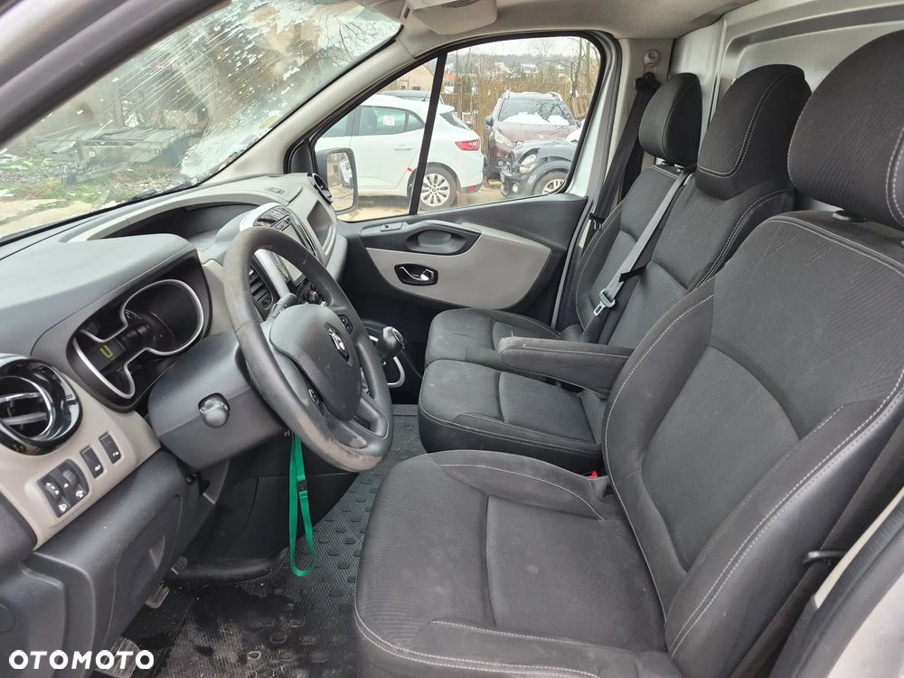 Renault Trafic - 11