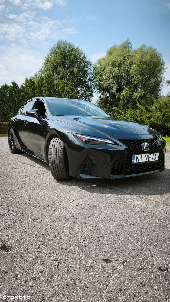 Lexus IS - 1