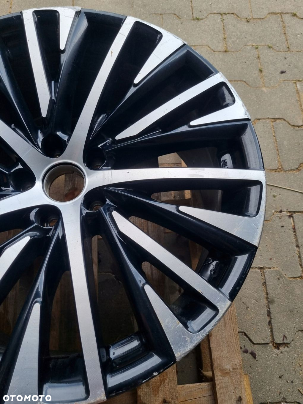 Felga aluminiowa Lexus OE RX 9.5" x 20" 5x114.3 ET 35 - 2
