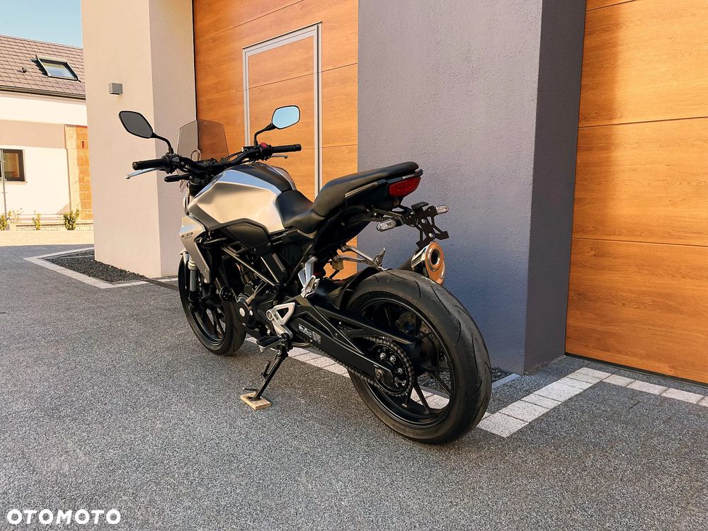 Honda CB - 6