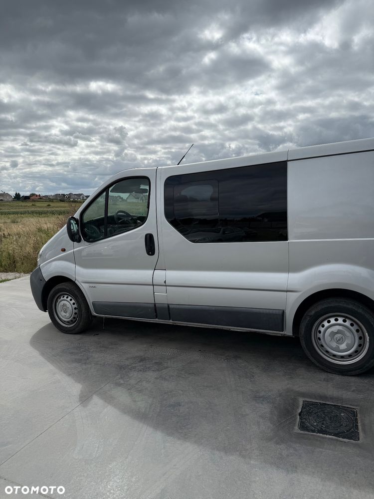 Opel Vivaro - 2