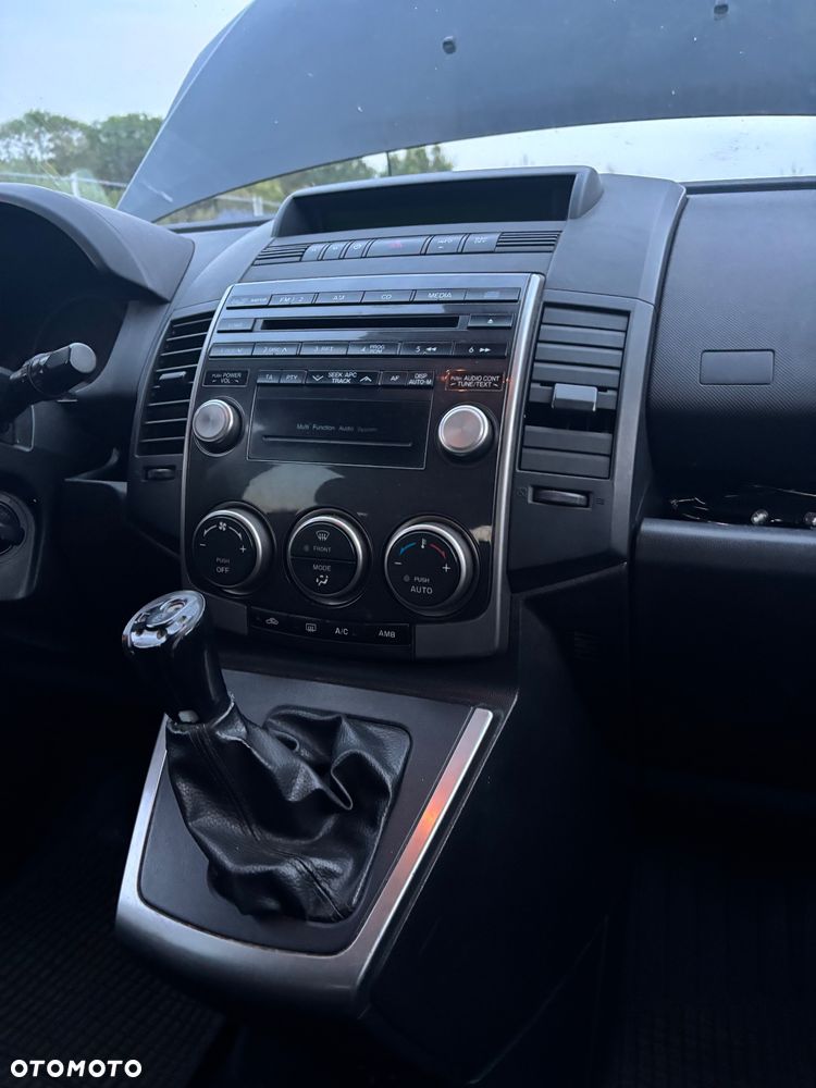 Mazda 5 - 6