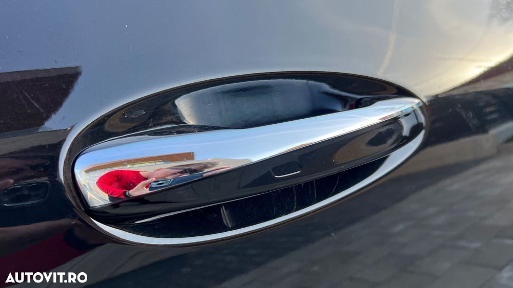 Mercedes-Benz E 200 4MATIC MHEV Aut. - 12