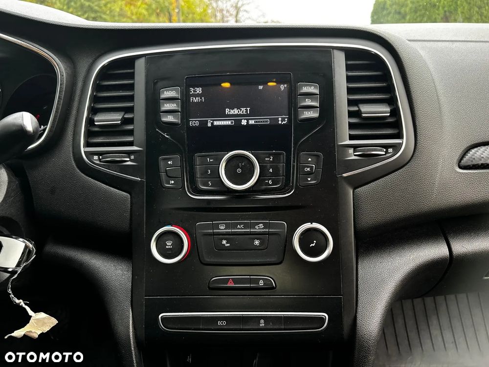 Renault Megane 1.5 Blue dCi Life - 17