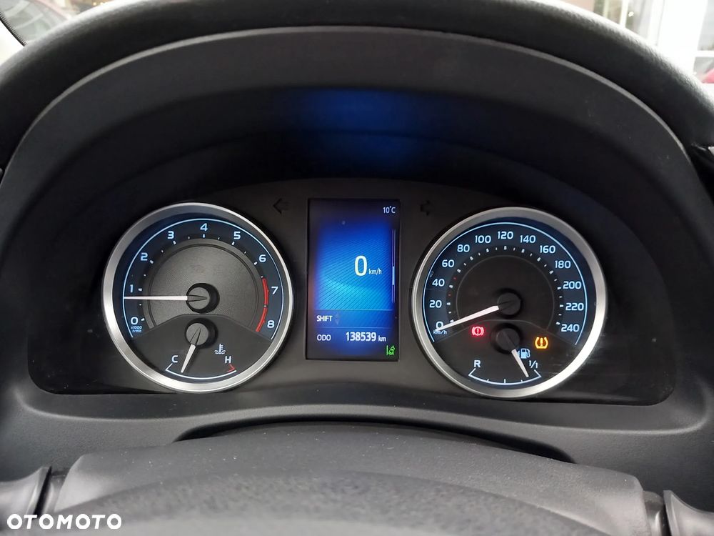 Toyota Corolla 1.6 Classic Plus - 23