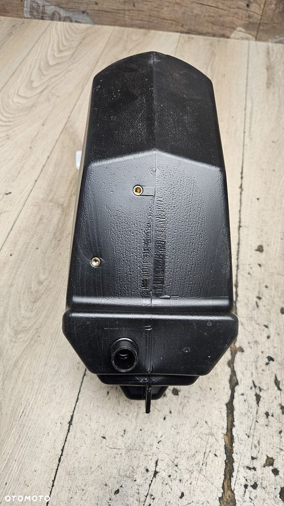 Bak Zbiornik Paliwa Derbi GP1 50 / 125 / 250  00G00416011 - 8