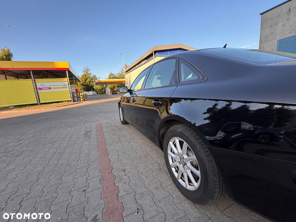 Audi A4 Limousine - 9